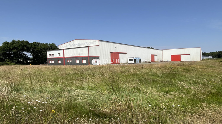 Ma-Cabane - Vente Local commercial Beaulieu-sous-la-Roche, 2147 m²