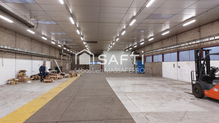 Ma-Cabane - Vente Local commercial Beaulieu-sur-Loire, 1850 m²