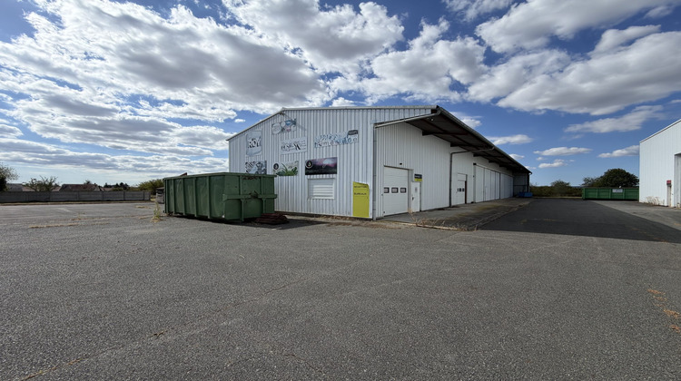 Ma-Cabane - Vente Local commercial Beaulieu-sur-Loire, 3377 m²