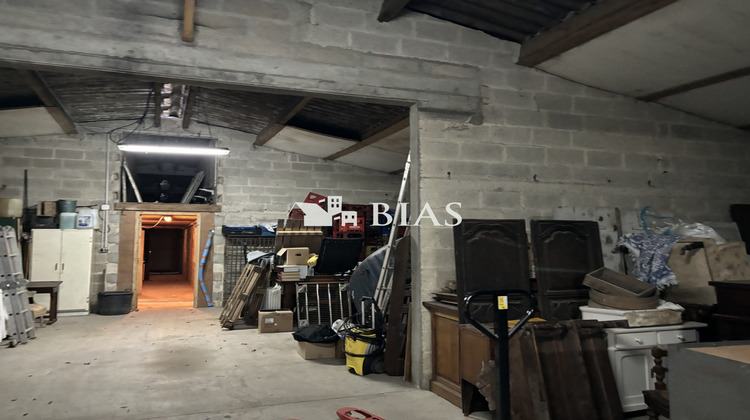 Ma-Cabane - Vente Local commercial Beaumont-le-Roger, 1620 m²