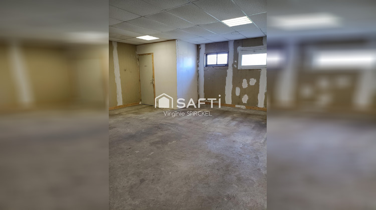 Ma-Cabane - Vente Local commercial Beaumontel, 1620 m²