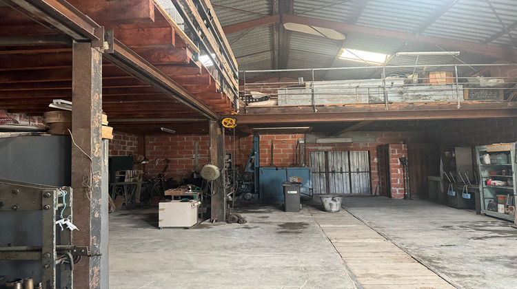 Ma-Cabane - Vente Local commercial BEAUZELLE, 570 m²