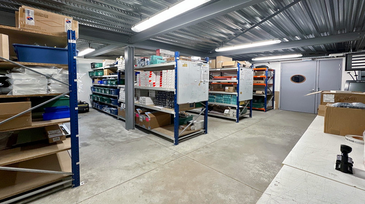 Ma-Cabane - Vente Local commercial Béligneux, 906 m²