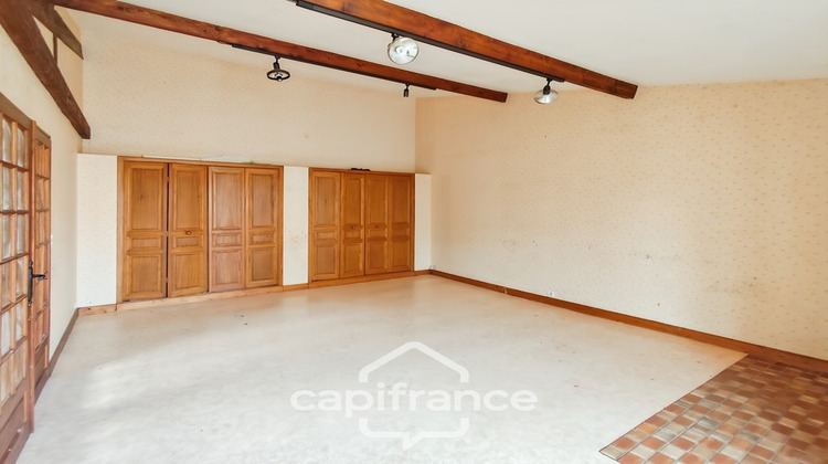 Ma-Cabane - Vente Local commercial BESSE SUR BRAYE, 179 m²