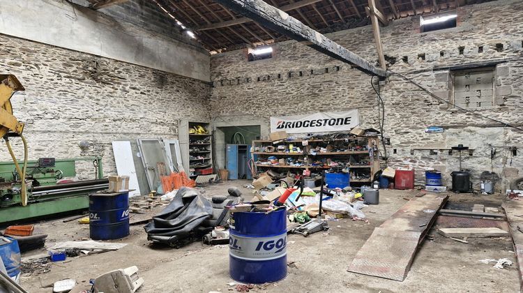 Ma-Cabane - Vente Local commercial Bessines-sur-Gartempe, 750 m²