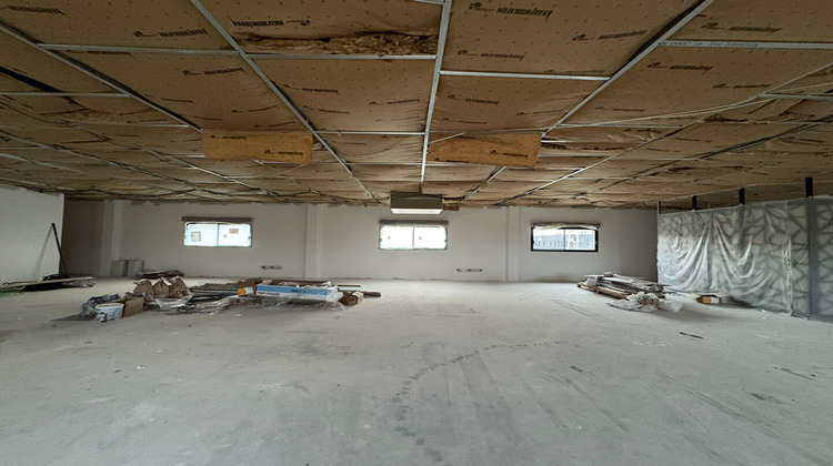 Ma-Cabane - Vente Local commercial BETHENY, 228 m²