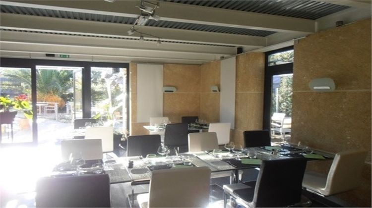 Ma-Cabane - Vente Local commercial BEZIERS, 125 m²