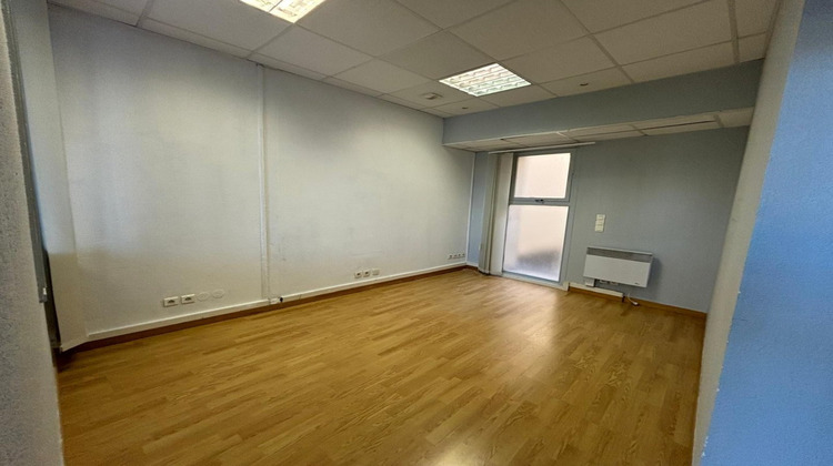 Ma-Cabane - Vente Local commercial BEZIERS, 125 m²