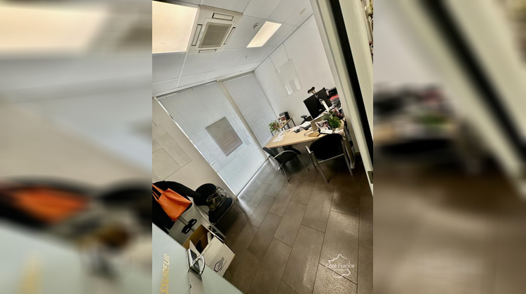 Ma-Cabane - Vente Local commercial BEZIERS, 96 m²