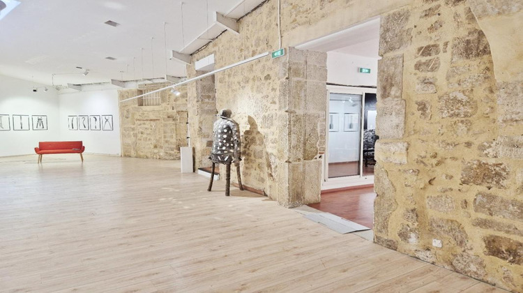 Ma-Cabane - Vente Local commercial BEZIERS, 190 m²