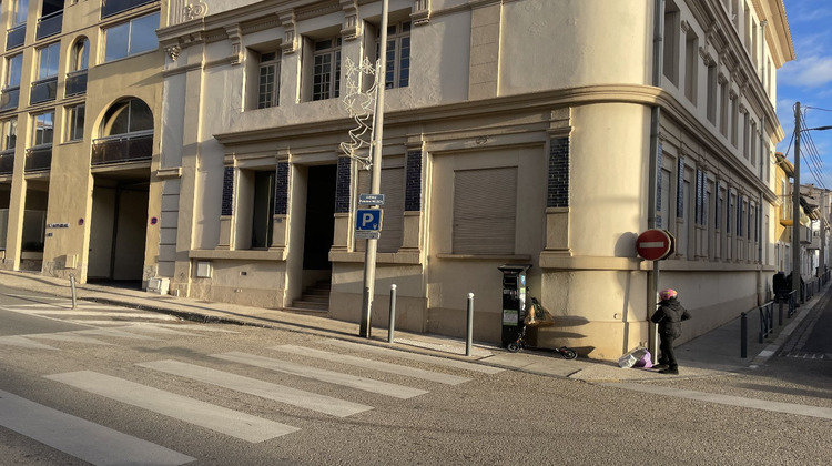 Ma-Cabane - Vente Local commercial BEZIERS, 185 m²