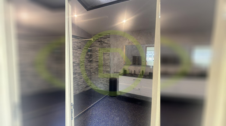 Ma-Cabane - Vente Local commercial BORAN SUR OISE, 123 m²