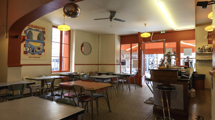 Ma-Cabane - Vente Local commercial Bordeaux, 69 m²