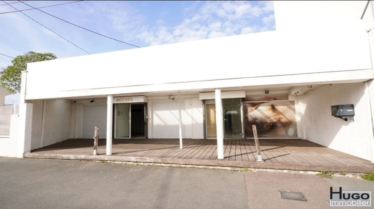 Ma-Cabane - Vente Local commercial BORDEAUX, 210 m²