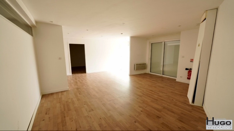 Ma-Cabane - Vente Local commercial BORDEAUX, 210 m²