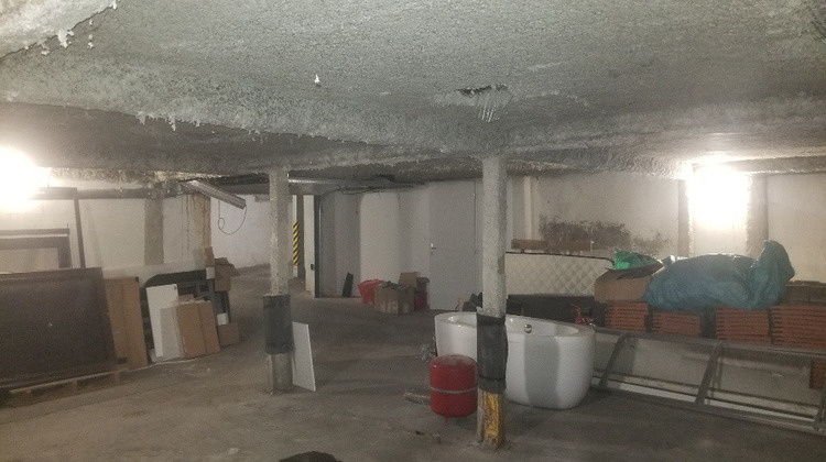 Ma-Cabane - Vente Local commercial BORDEAUX, 174 m²