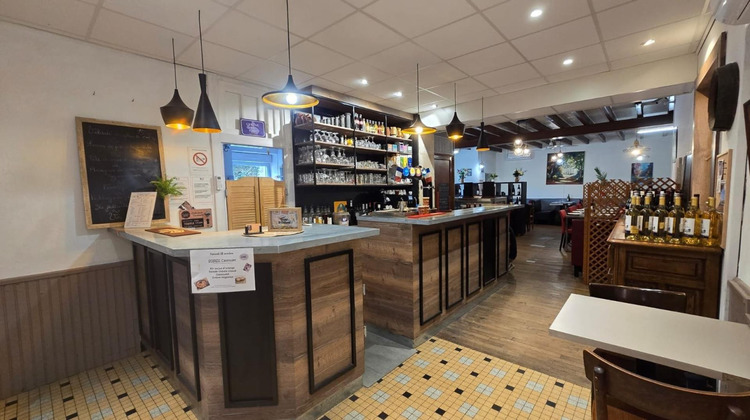 Ma-Cabane - Vente Local commercial Bouresse, 400 m²