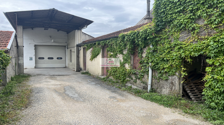 Ma-Cabane - Vente Local commercial Bourgoin-Jallieu, 700 m²