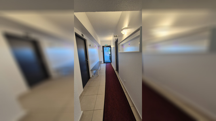 Ma-Cabane - Vente Local commercial BOURGOIN-JALLIEU, 116 m²