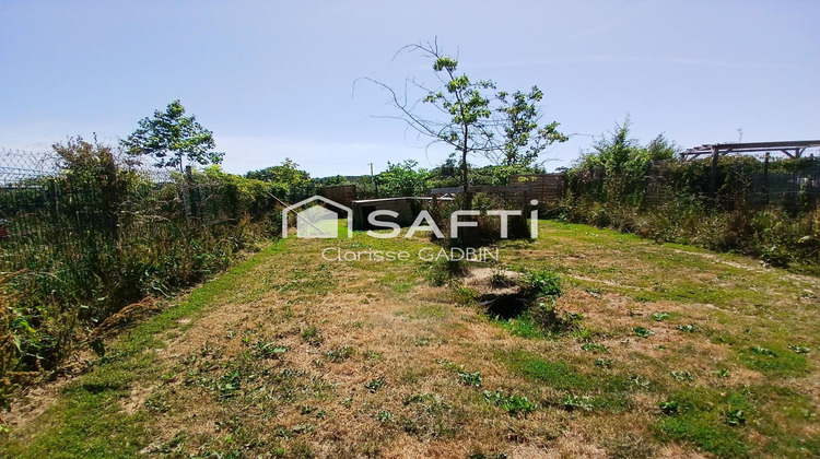 Ma-Cabane - Vente Local commercial Brains-sur-les-Marches, 8768 m²