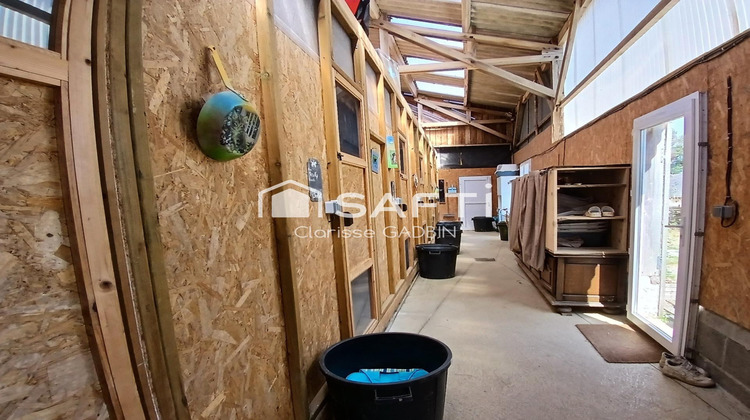 Ma-Cabane - Vente Local commercial Brains-sur-les-Marches, 8768 m²