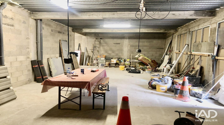 Ma-Cabane - Vente Local commercial Breuillet, 162 m²