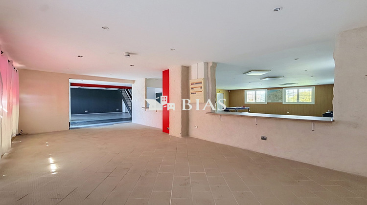 Ma-Cabane - Vente Local commercial Brionne, 145 m²