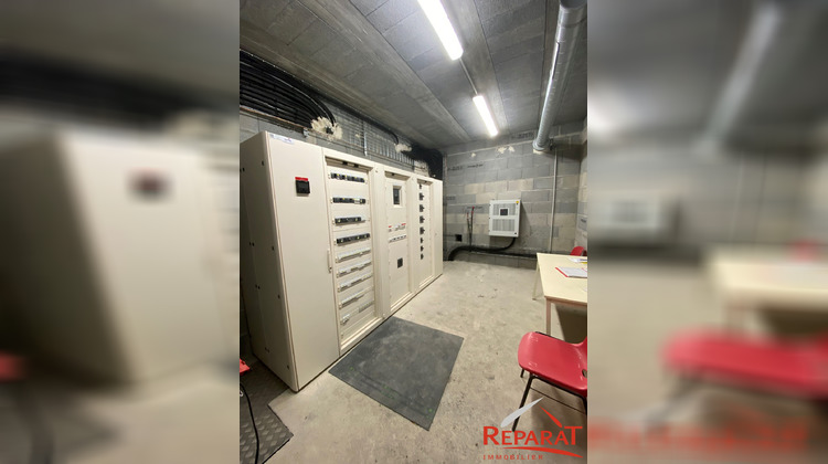 Ma-Cabane - Vente Local commercial Brive-la-Gaillarde, 4174 m²