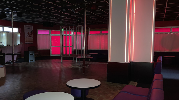 Ma-Cabane - Vente Local commercial Brive-la-Gaillarde, 900 m²