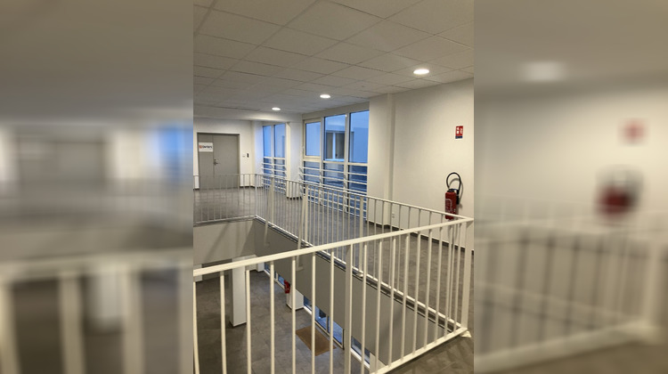 Ma-Cabane - Vente Local commercial BRON, 348 m²