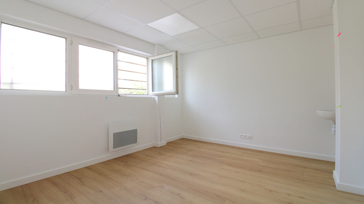 Ma-Cabane - Vente Local commercial BRUZ, 109 m²