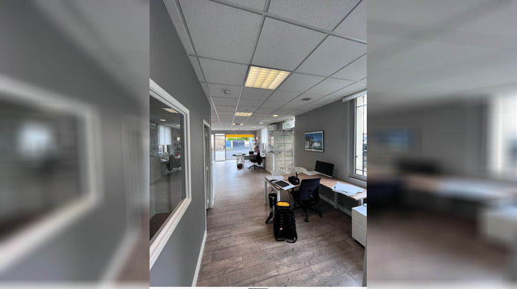 Ma-Cabane - Vente Local commercial CADAUJAC, 82 m²