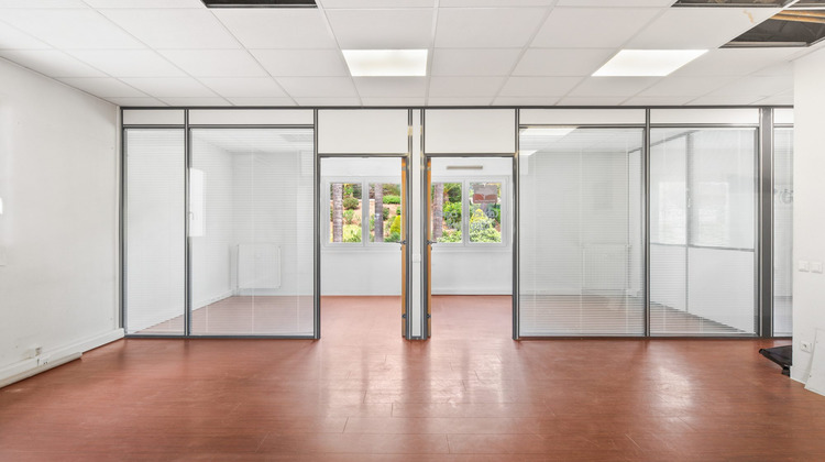 Ma-Cabane - Vente Local commercial Cagnes-sur-Mer, 159 m²
