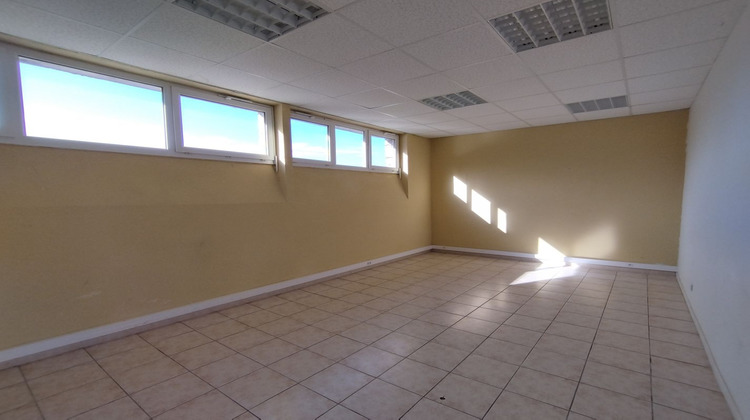 Ma-Cabane - Vente Local commercial CAHORS, 130 m²