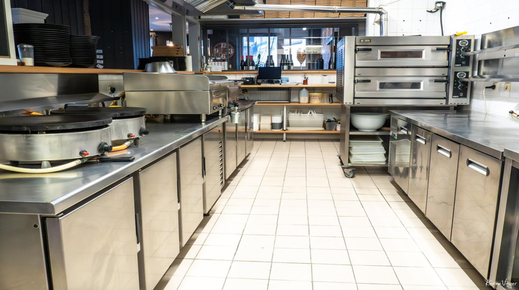 Ma-Cabane - Vente Local commercial Callac, 220 m²