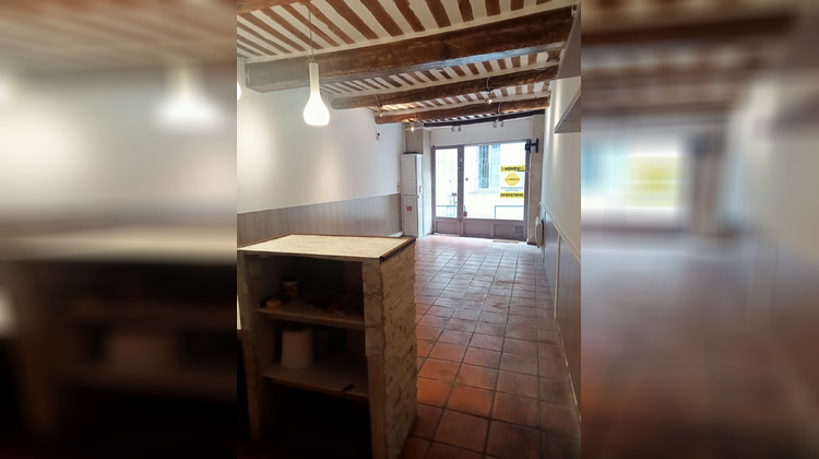 Ma-Cabane - Vente Local commercial Carpentras, 48 m²