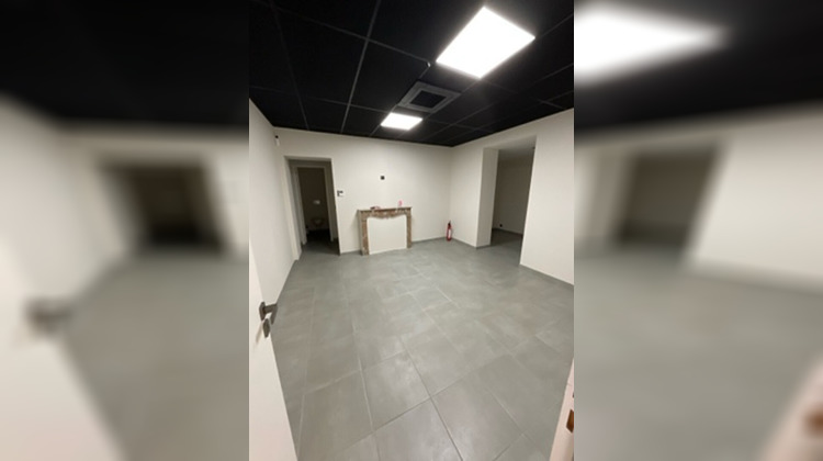 Ma-Cabane - Vente Local commercial CARQUEIRANNE, 80 m²