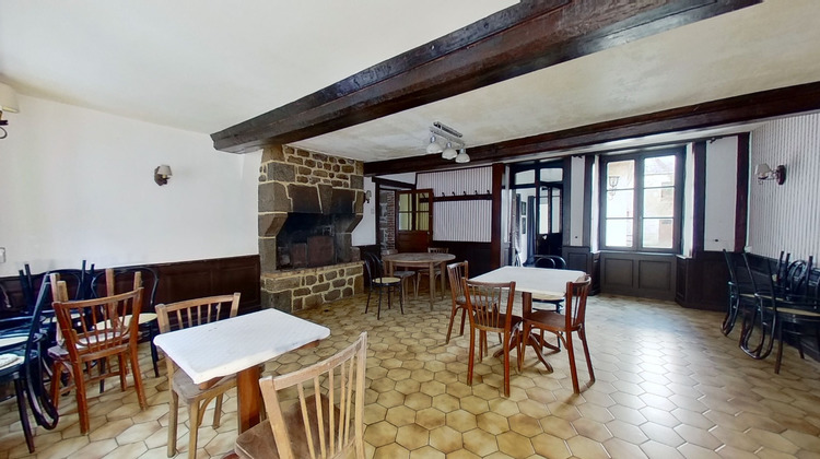 Ma-Cabane - Vente Local commercial CARROUGES, 257 m²