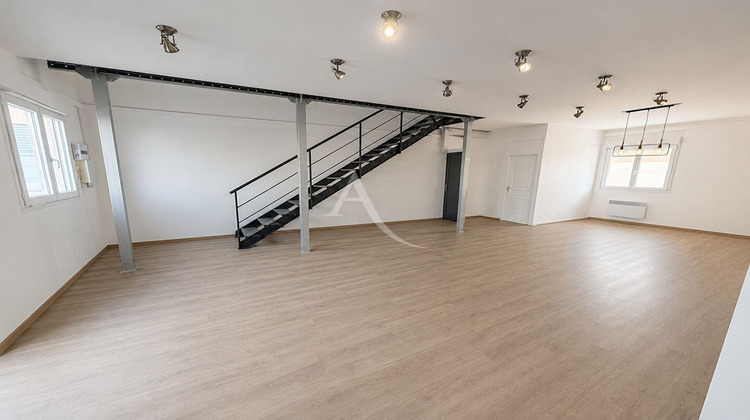 Ma-Cabane - Vente Local commercial CASTANET-TOLOSAN, 180 m²
