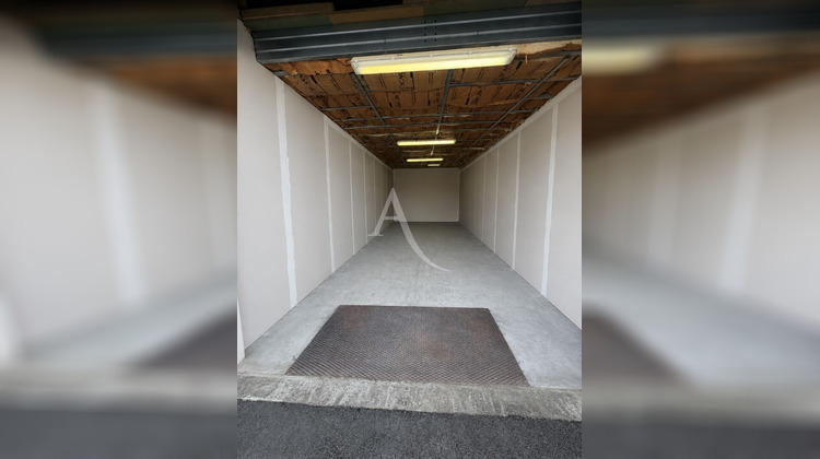 Ma-Cabane - Vente Local commercial CASTANET-TOLOSAN, 180 m²