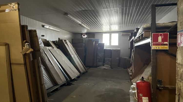 Ma-Cabane - Vente Local commercial Castries, 290 m²