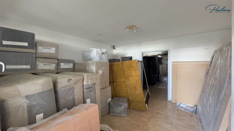 Ma-Cabane - Vente Local commercial Castries, 298 m²