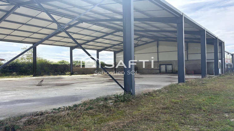 Ma-Cabane - Vente Local commercial Caussade, 1485 m²