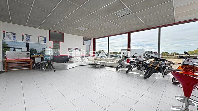 Ma-Cabane - Vente Local commercial Caussade, 1485 m²