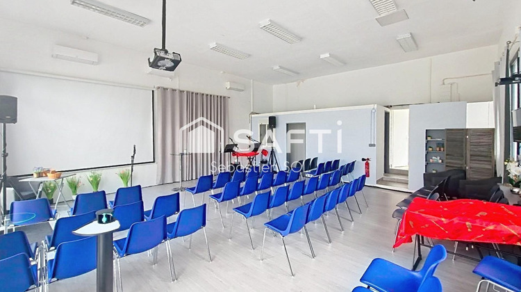 Ma-Cabane - Vente Local commercial Caussade, 400 m²