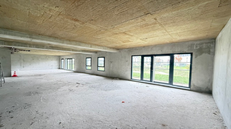 Ma-Cabane - Vente Local commercial Cessy, 165 m²