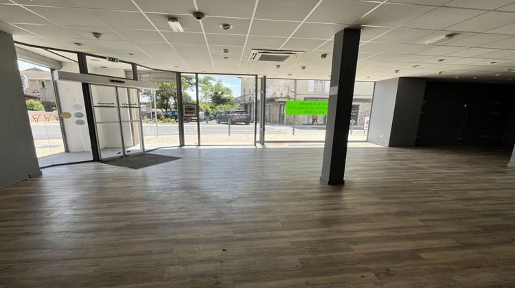 Ma-Cabane - Vente Local commercial CHABEUIL, 223 m²