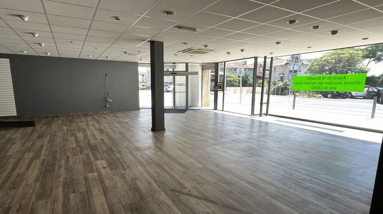 Ma-Cabane - Vente Local commercial CHABEUIL, 223 m²