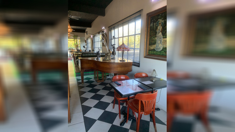 Ma-Cabane - Vente Local commercial CHALAIS, 452 m²