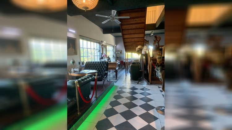 Ma-Cabane - Vente Local commercial CHALAIS, 452 m²